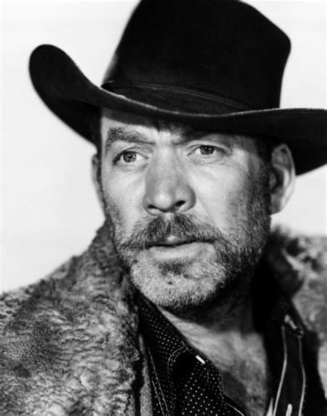 how tall was ward bond